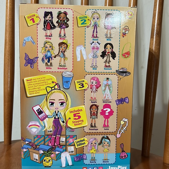 Boxy Girls Doll Hazel. Season 2 Fashion Doll with 5 Online Packages to unbox. - Picture 4 of 5